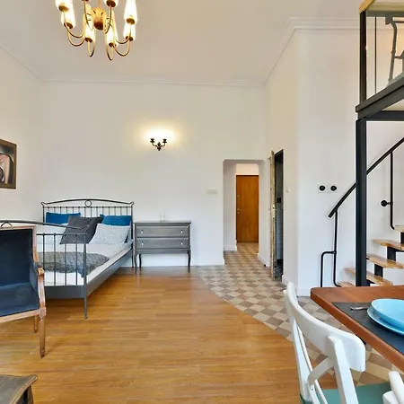 Argentis Kielbasnicza Retro Loft Apartment